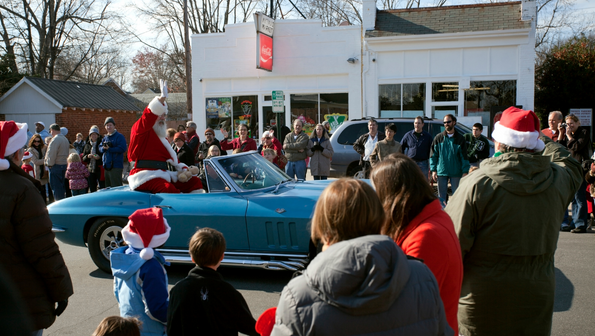 Santa, Cookies, and Holiday Parades Find Entertaining Holiday Events